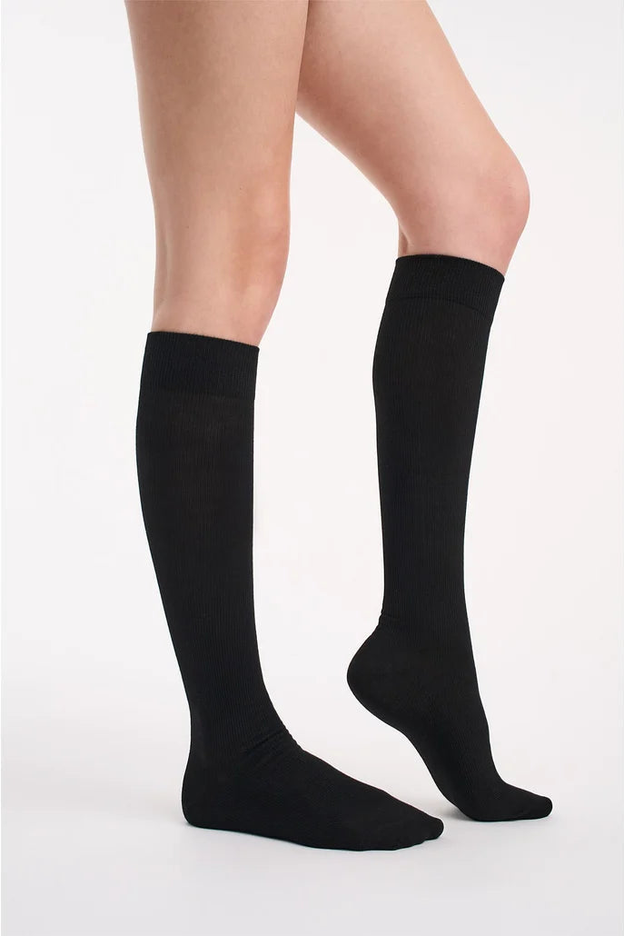 THERAPEUTIX TRAVEL SOCK WOMENS